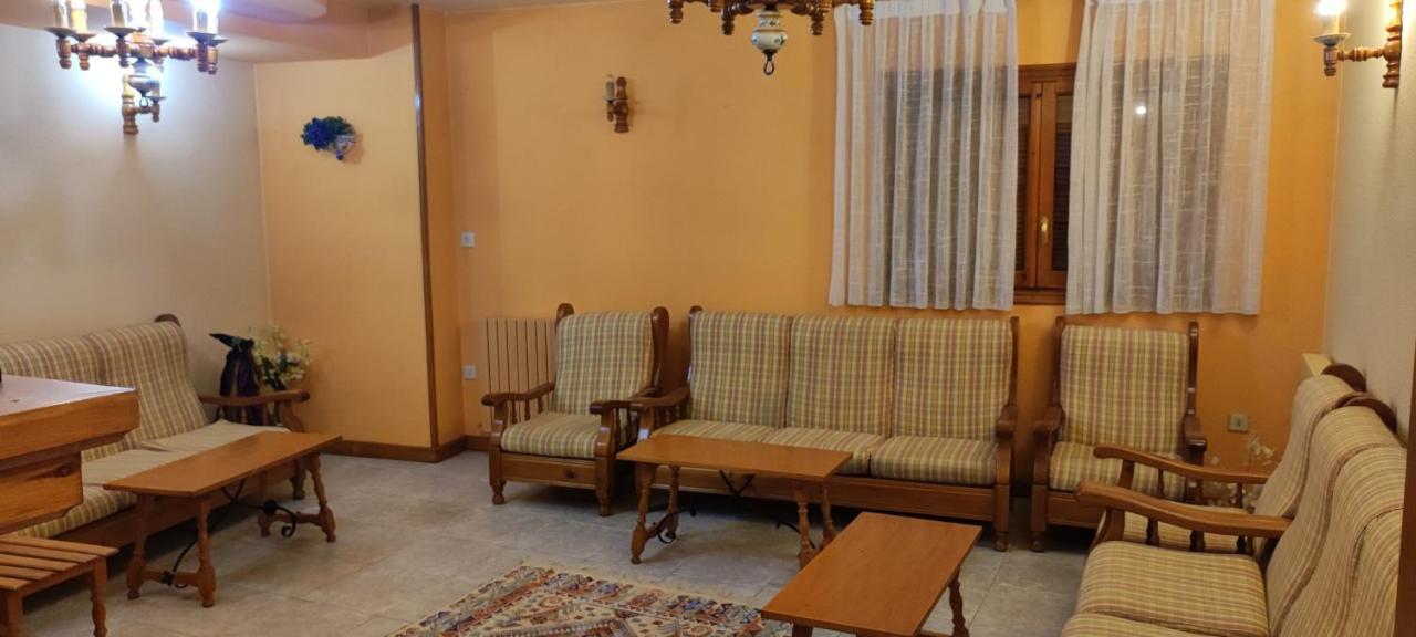 Apartamentos Lausan Gavín Extérieur photo